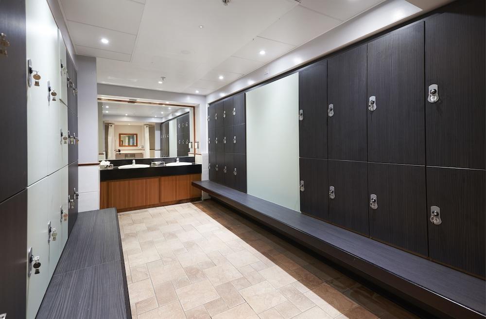 Hotel Doubletree By Hilton Dartford Bridge Exterior foto